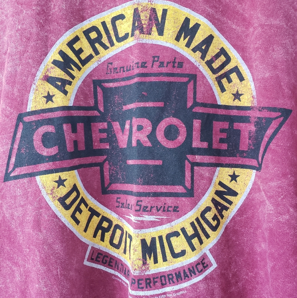 GM Official Graphic T-Shirt. XL. Red.